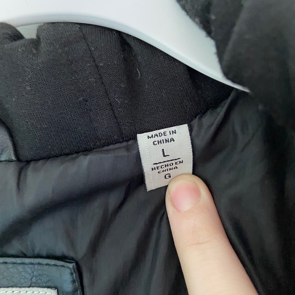 Leather jacket - Picture 4 of 4